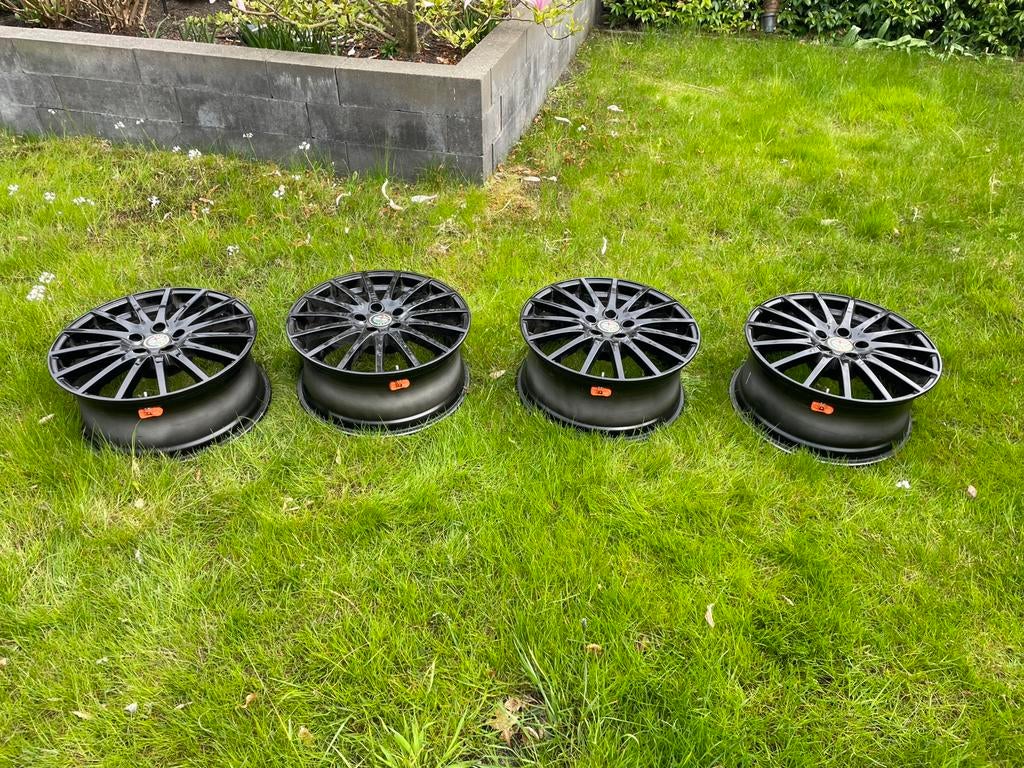 Alfa Romeo velgen set 18 inch – zwart 5x110, Ophalen, Gebruikt