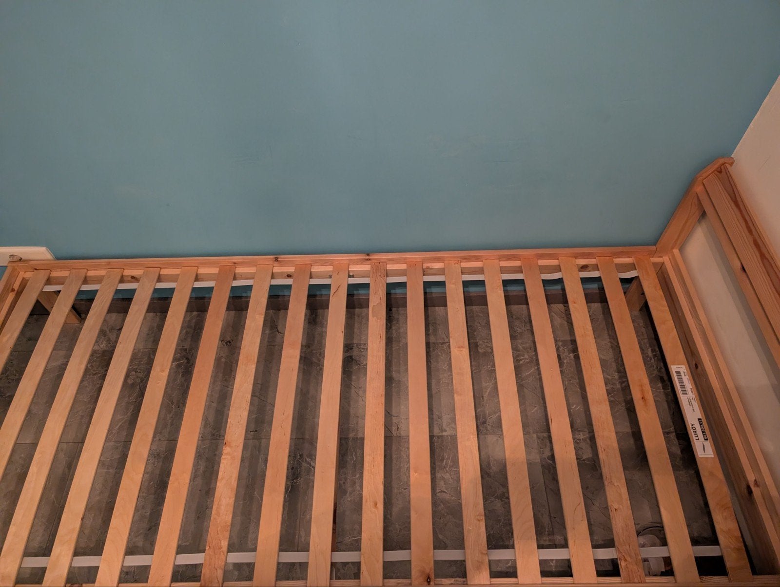 Simpel houten bed met lattenbodem 90x200, Gebruikt, 90 cm, Eenpersoons, Wit