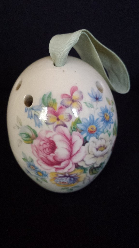 POMANDER // Geurbol <> Keramiek EI voor POTPOURRI vulling, Ophalen of Verzenden, Gebruikt, Porselein, Overige typen