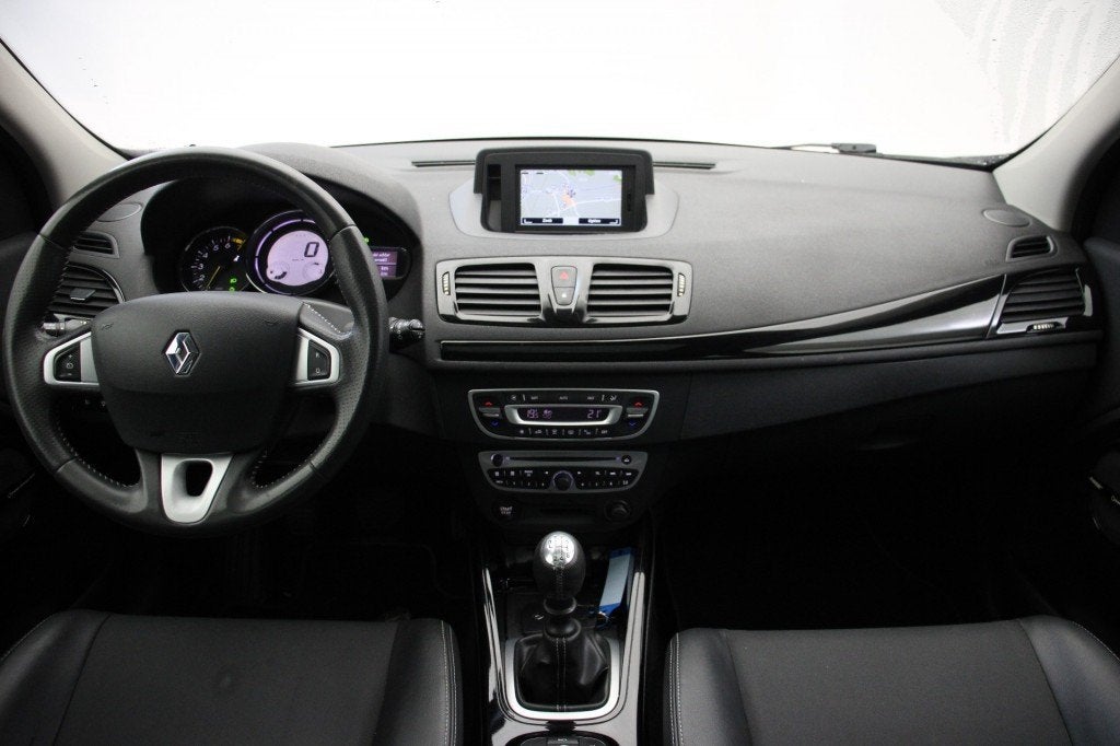 Renault MEGANE 1.4 TCe Estate Bose - Panorama, Navi, Cruise,, Voorwielaandrijving, Euro 5, Huisgarantie, 4 cilinders