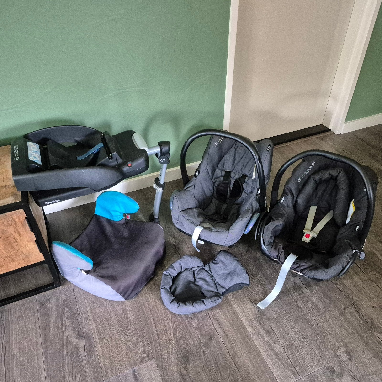 Maxi-Cosi EasyFix Isofix met auto stoel + 2x extra stoel, Ophalen, Maxi-Cosi