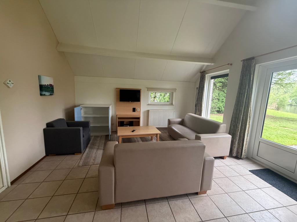 2 De Hand meubel, Ophalen of Verzenden, Zo goed als nieuw, Minder dan 150 cm