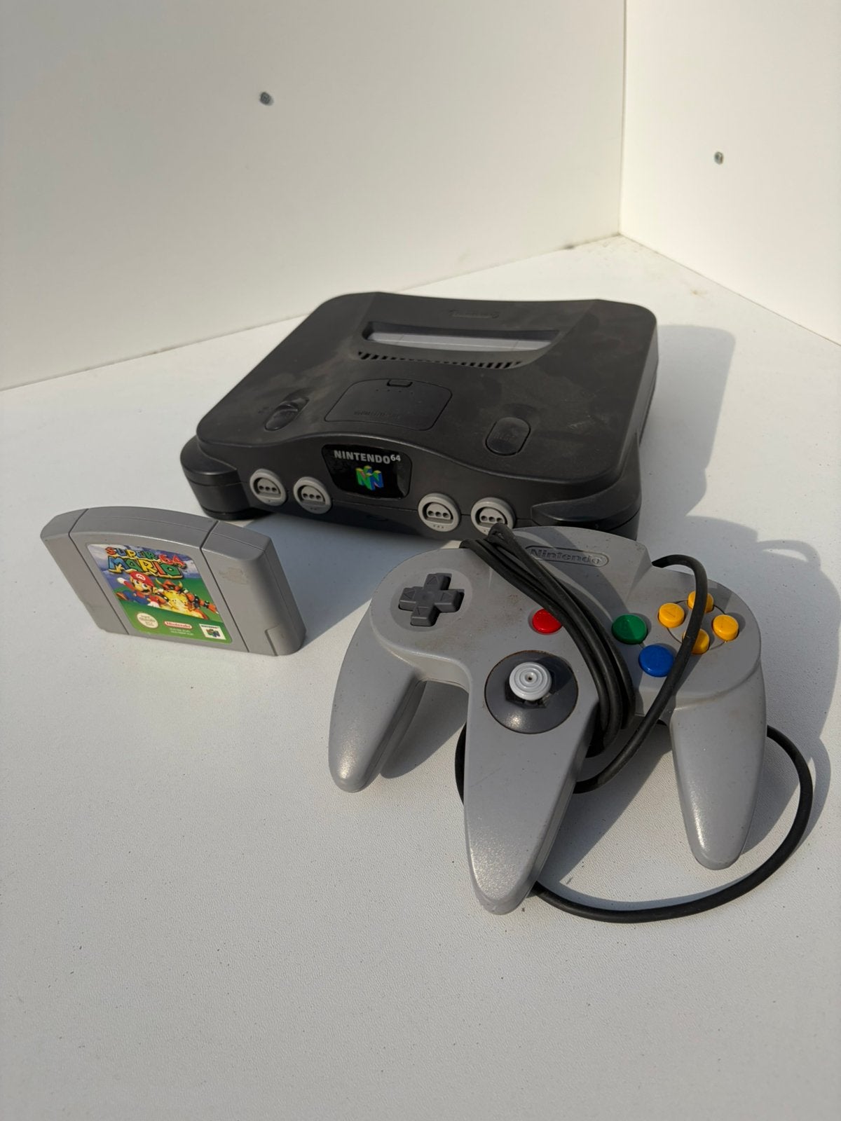 Nintendo 64 met originele controller en Mario 64, Ophalen of Verzenden, Zo goed als nieuw, Met 1 controller