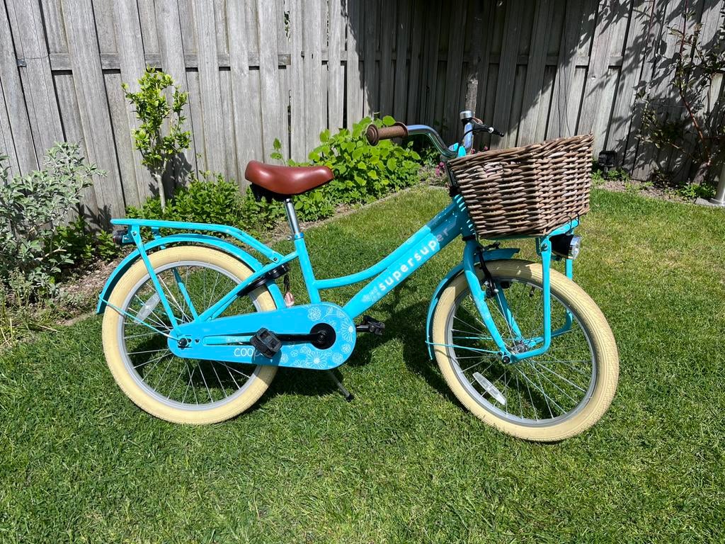 SuperSuper meisjesfiets - 20inch, Fietsen en Brommers, Fietsen | Kinderfietsjes, Ophalen, Zo goed als nieuw, Terugtraprem, 20 inch of meer