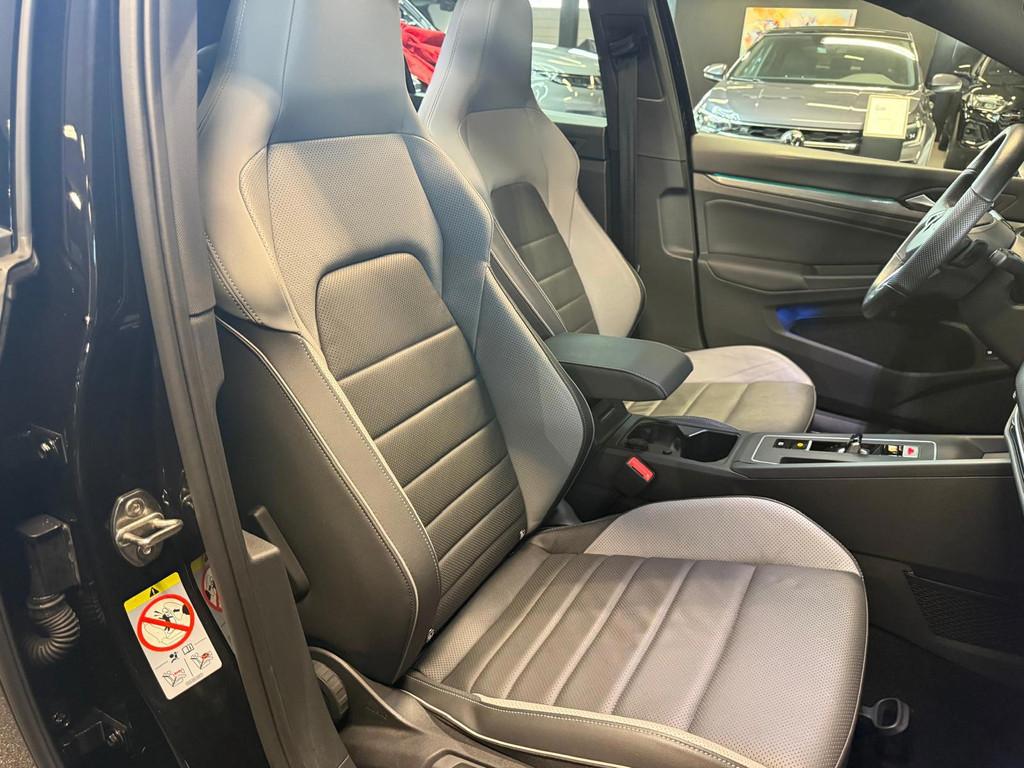 Volkswagen Golf 1.4 Ehybrid GTE 245PK|Pano|Leer|Keyless|IQLi, 12 maanden, Gebruikt, Euro 6, 4 cilinders