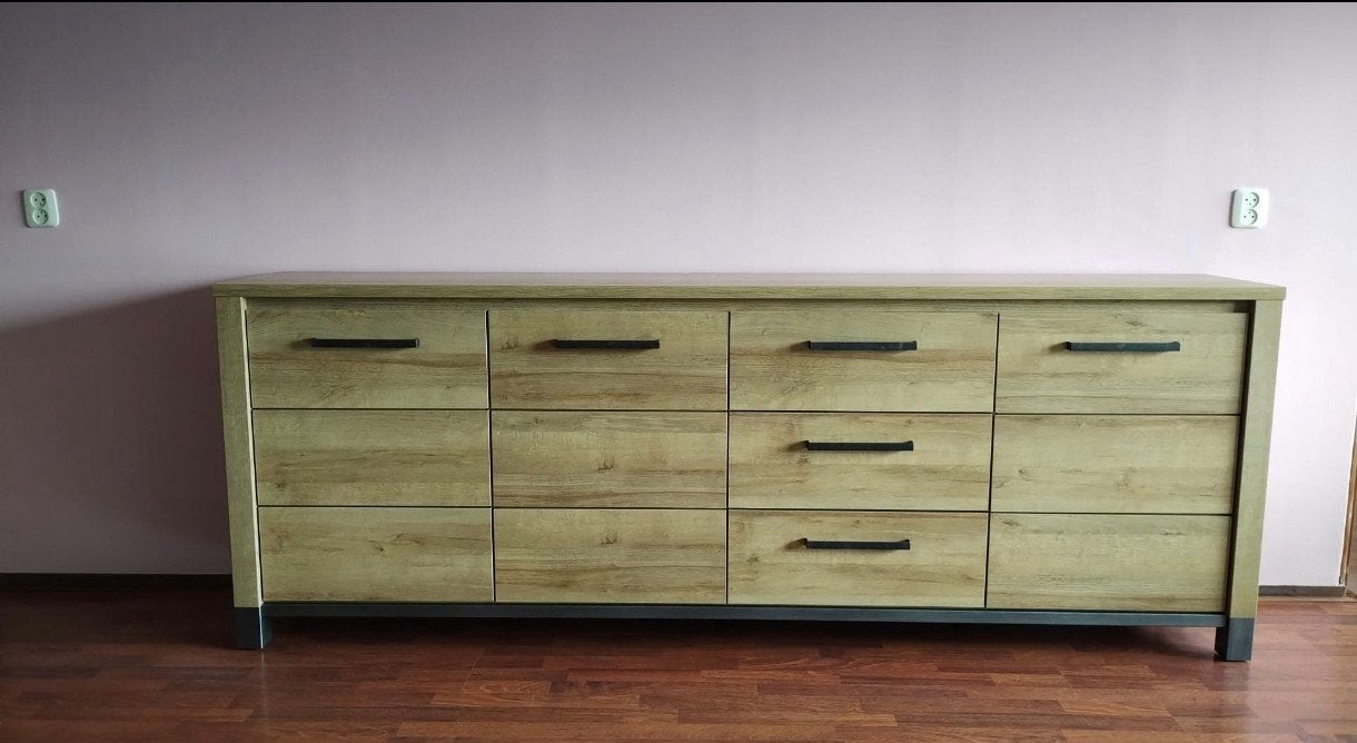 Dressoir Finn - licht eikenkleur - 40x231x84 cm, Huis en Inrichting, Ophalen, Gebruikt, 200 cm of meer, 25 tot 50 cm