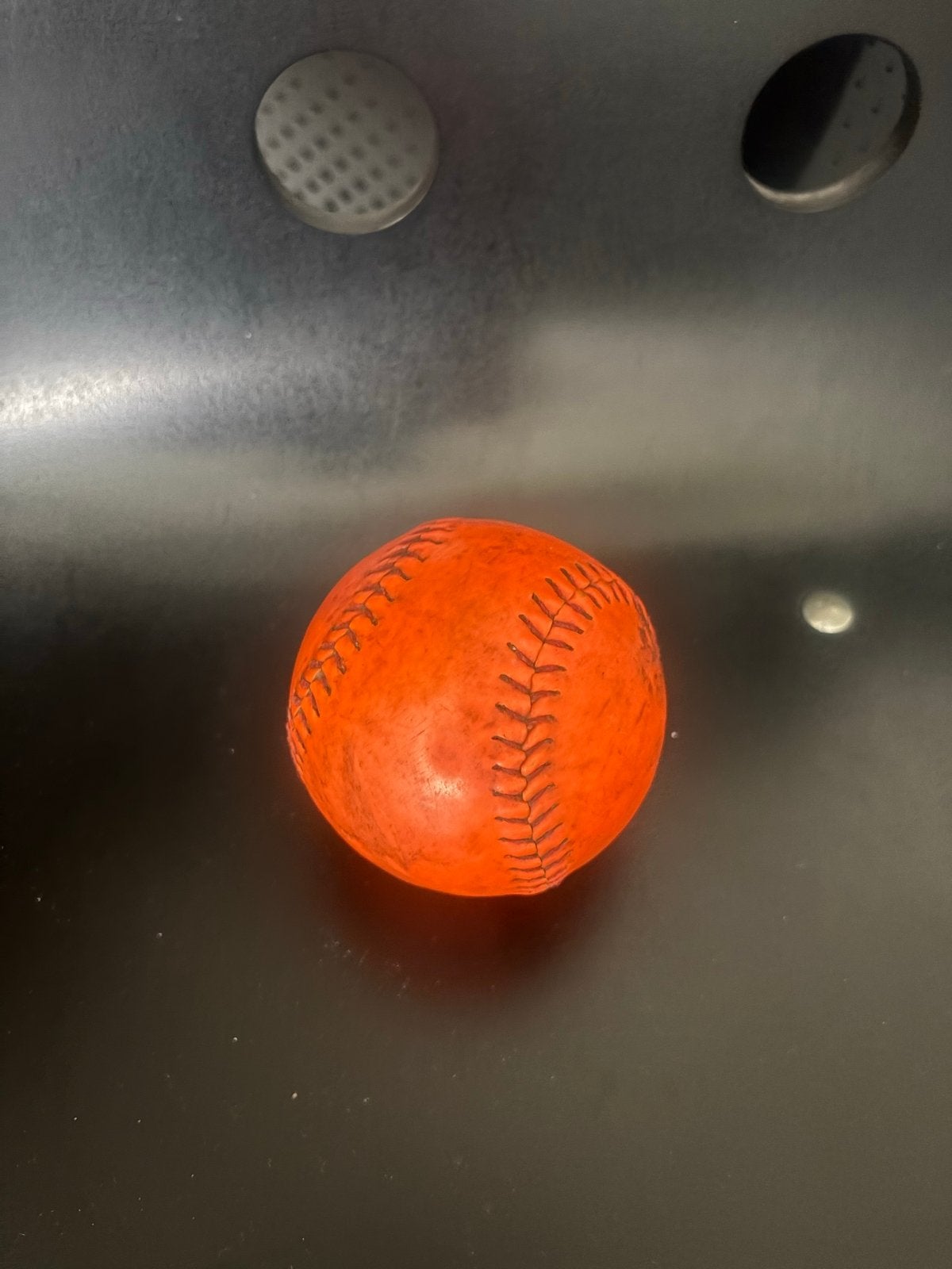 Oranje Honkbal - Gebruikt, Sport en Fitness, Honkbal en Softbal, Ophalen of Verzenden, Gebruikt, Honkbal, Bal
