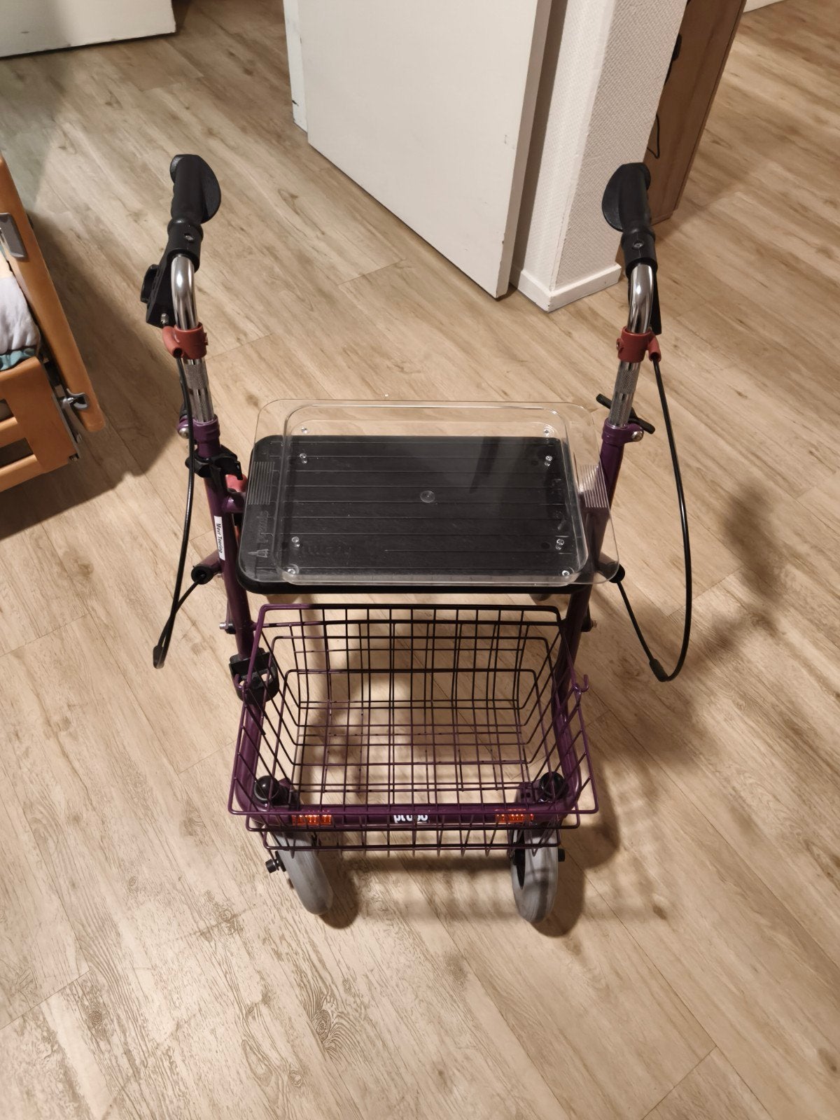 rollator te koop paars t.e.a.b, Ophalen