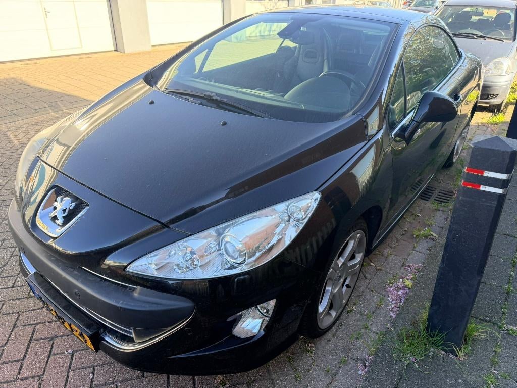 Peugeot 308 1.6 THP CC 2009 CABRIOLET, Auto's, Peugeot, Lederen bekleding, 1487 kg, Zwart, 4 cilinders