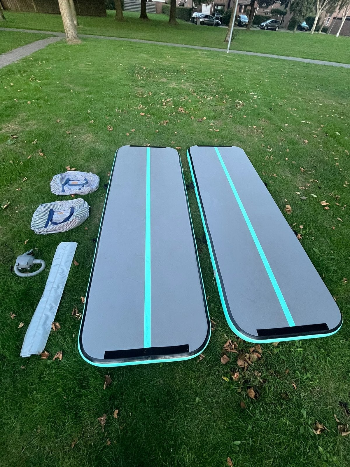 Set van 2 12 springs airtracks 300x100x10cm, Ophalen, Materiaal, Groter dan maat 42, Zo goed als nieuw