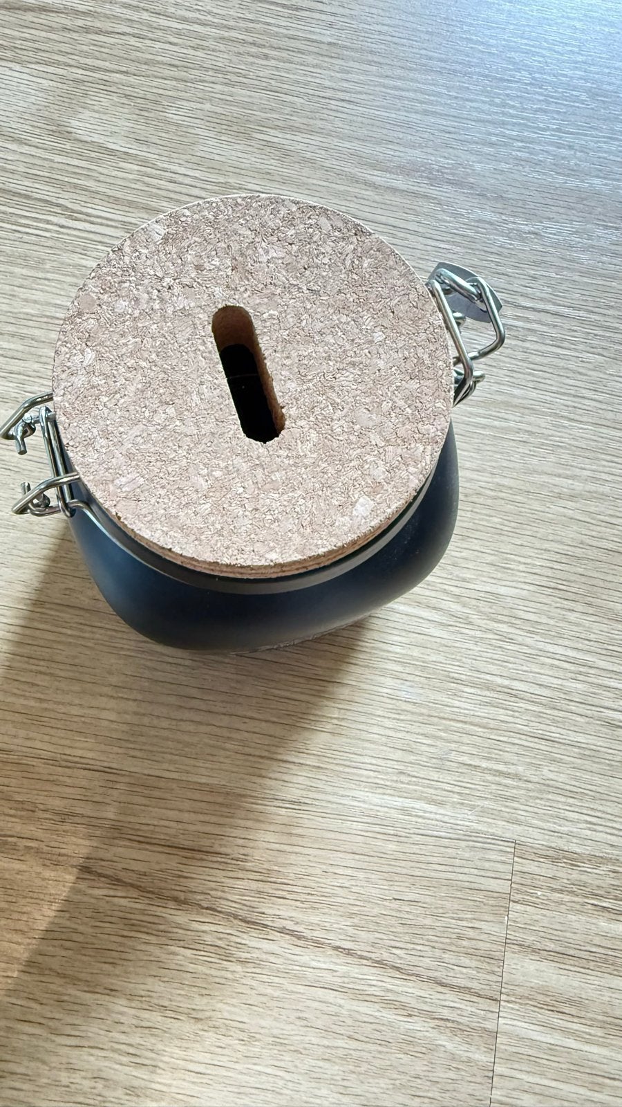 Zwart spaarpotje met kurken deksel en quote, Ophalen of Verzenden, Zo goed als nieuw, Overige materialen, Overige thema's