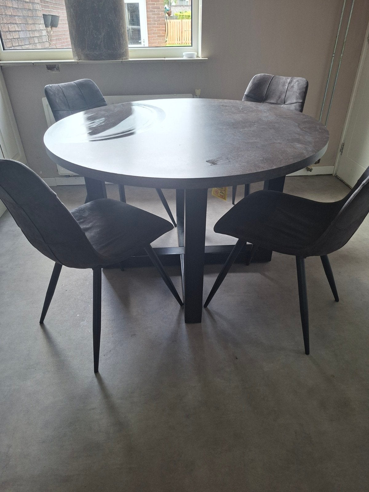 Eettafelset, Ophalen, Gebruikt, Vier