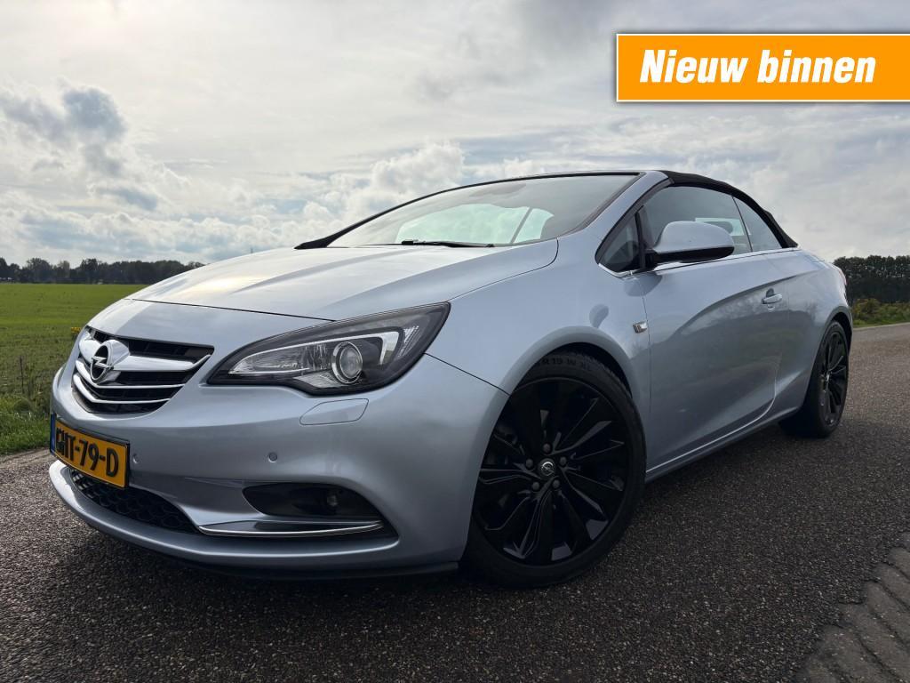 Opel CASCADA 1.6 TURBO COSMO / AUTOMAAT / ZEER VOLL / NETTE, Auto's, Voorwielaandrijving, Euro 5, Gebruikt, 4 cilinders