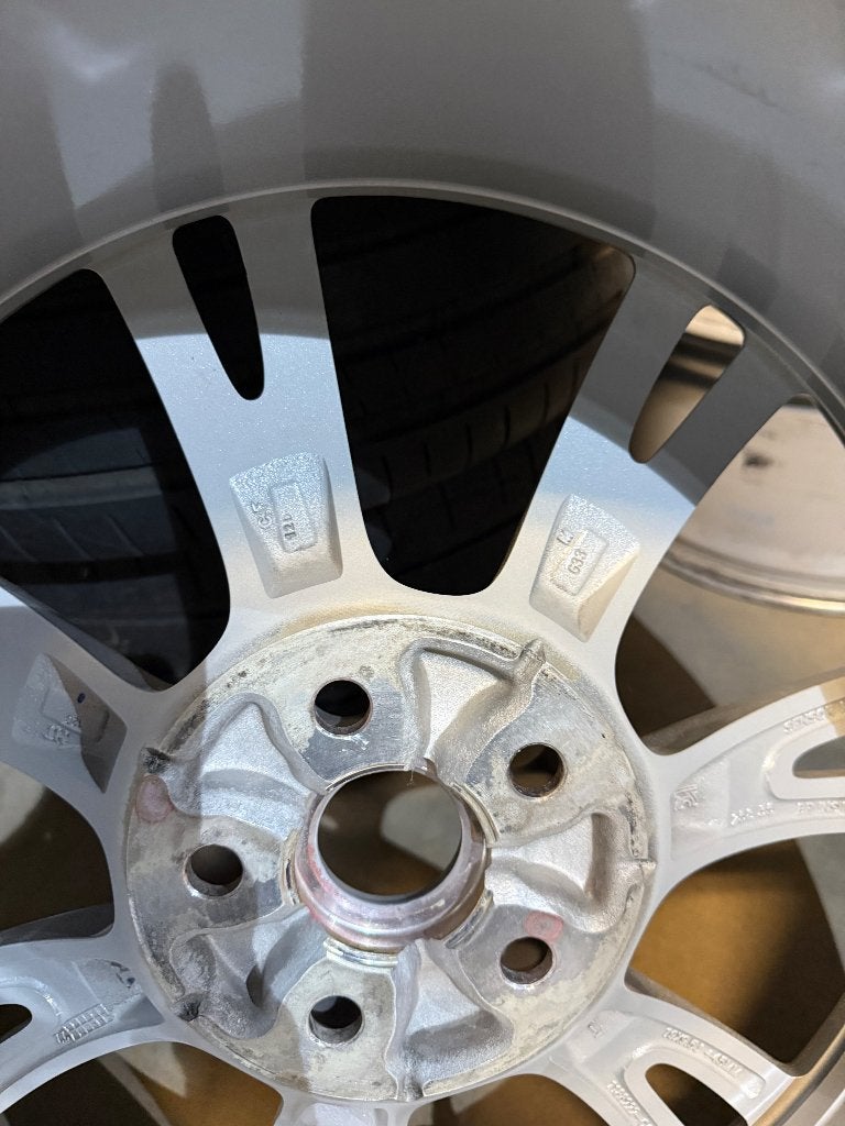 Tesla Model Y 19-inch Gemini velgen, Gebruikt, 255 mm, Velg(en), Personenwagen