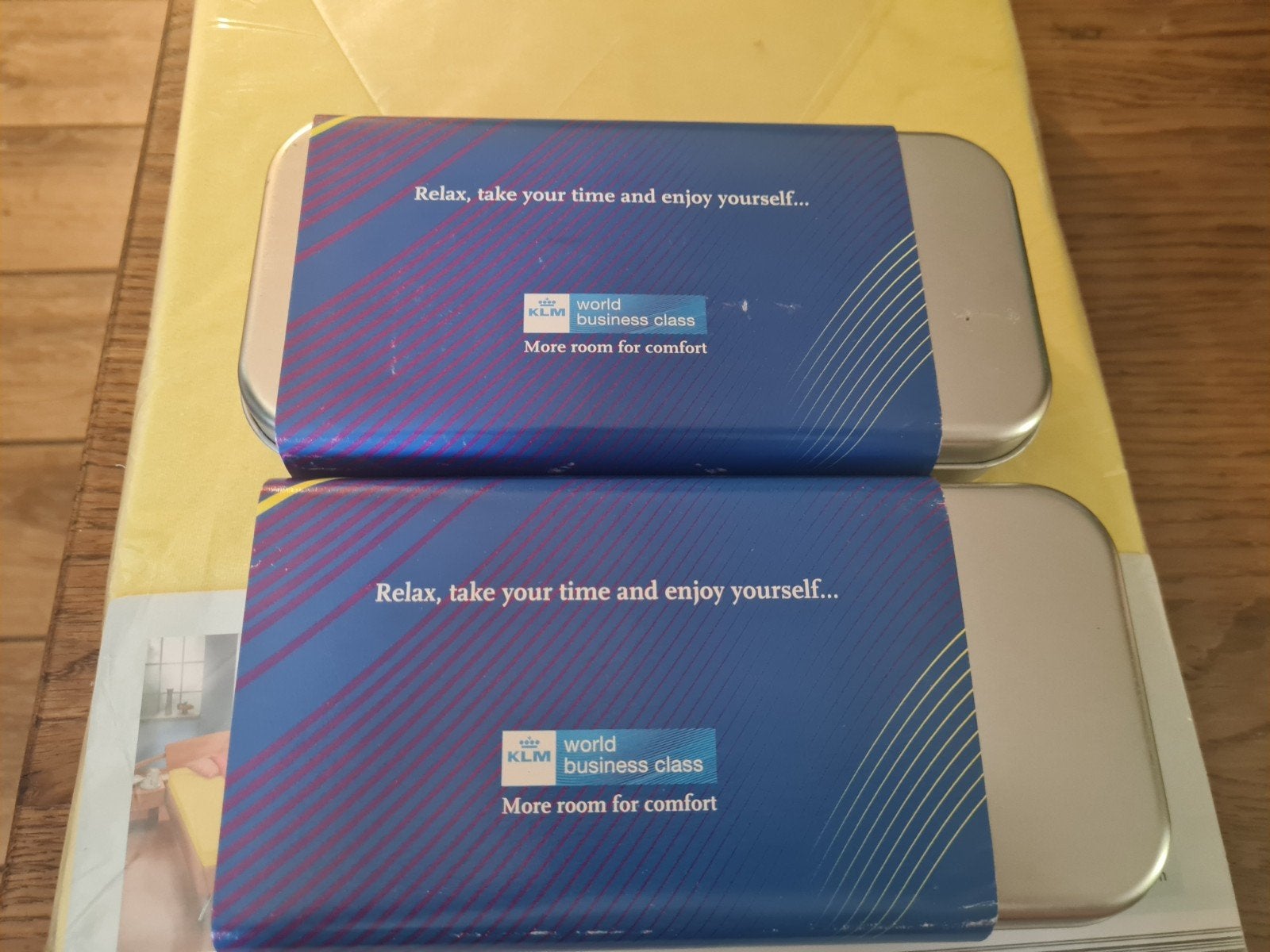 KLM World Business Class Amenity Kits (2 stuks), Verzamelen, Merken en Reclamevoorwerpen, Ophalen of Verzenden, Nieuw, Gebruiksvoorwerp