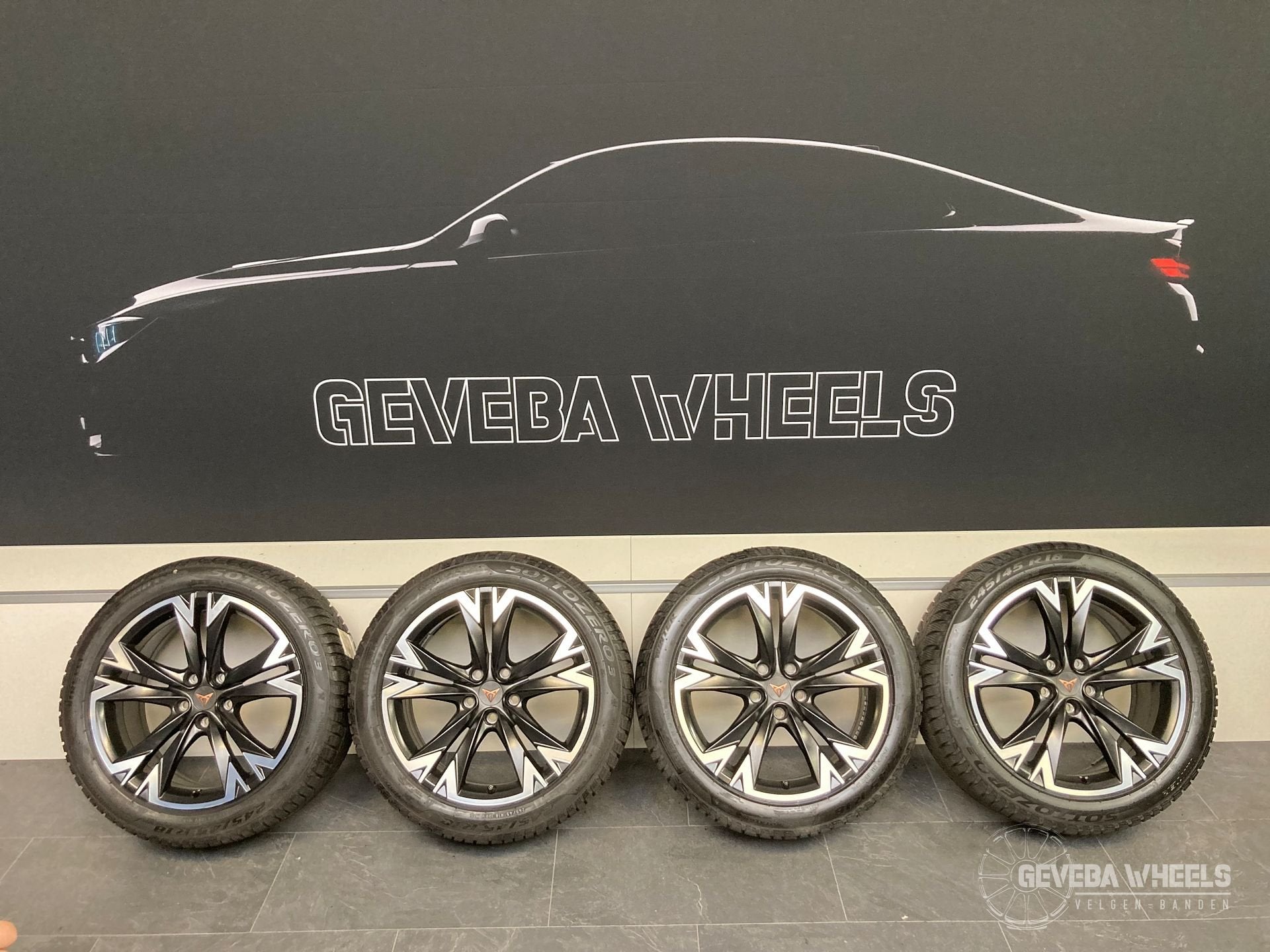 18” originele Cupra Formentor velgen + winterbanden 5x112 5F, 18 inch, -, -, Banden en Velgen