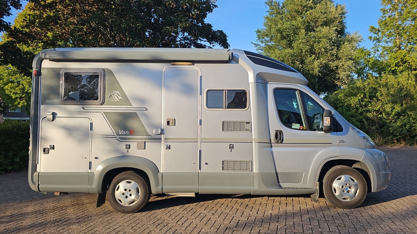 KNAUS R11 - FIAT DUCATO - TI 550 MD - HALF INTEGRAAL - AIRCO, Kluisje, Ringverwarming, Fiat, Tot en met 2
