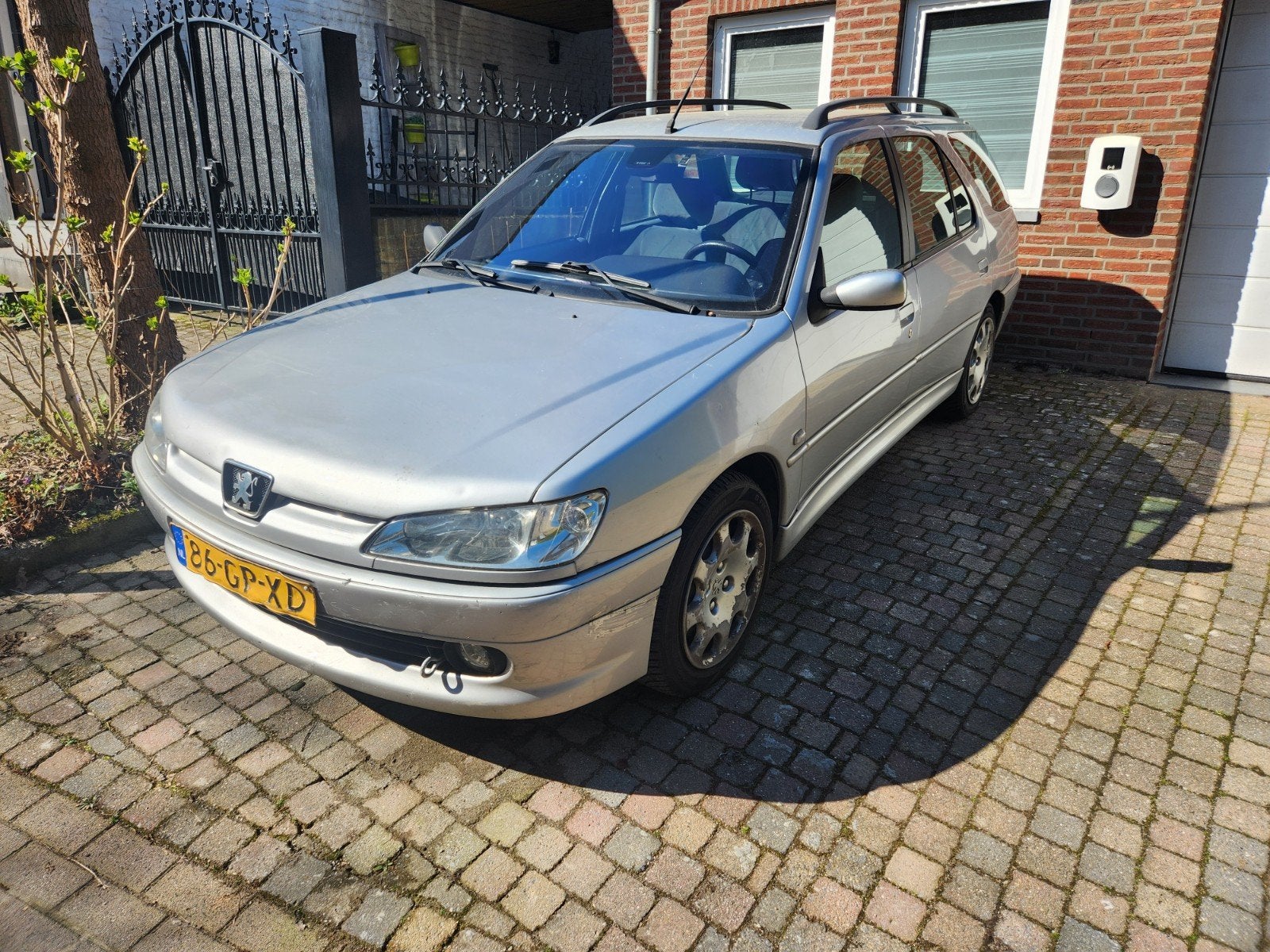 Peugeot 306 1.6 XT Break 72KW AUT 2001 Grijs, Auto's, Peugeot, Stof, 1145 kg, 4 cilinders, 620 kg