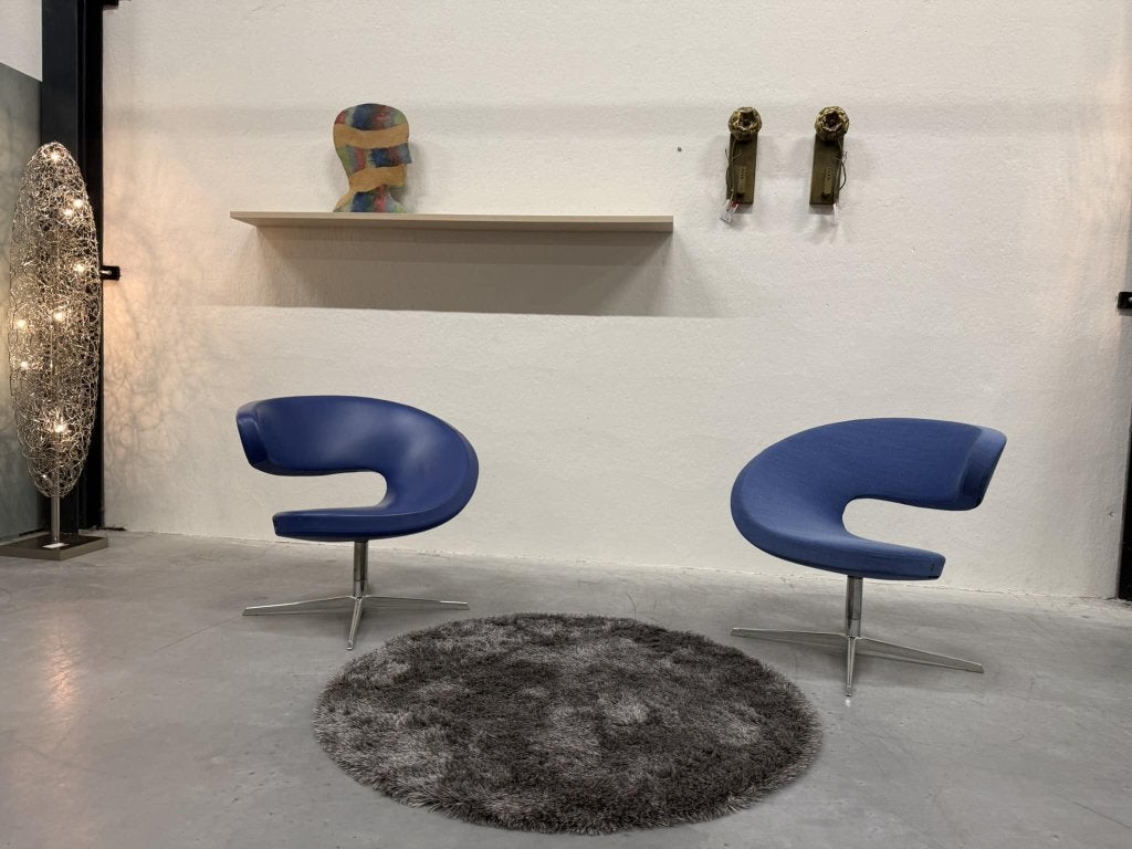 Als nieuw Varier Stokke Peel Club draai fauteuil blauw leer, Huis en Inrichting, 75 tot 100 cm, Ophalen of Verzenden, Zo goed als nieuw