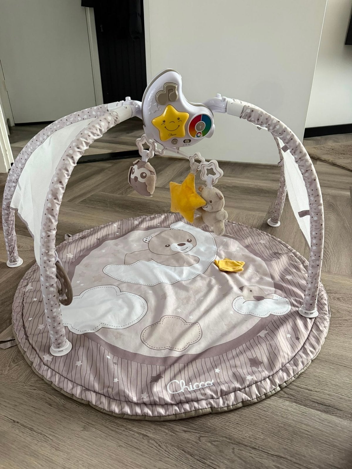 Chicco Speelkleed met elektrische boxmobiel, Ophalen, Gebruikt