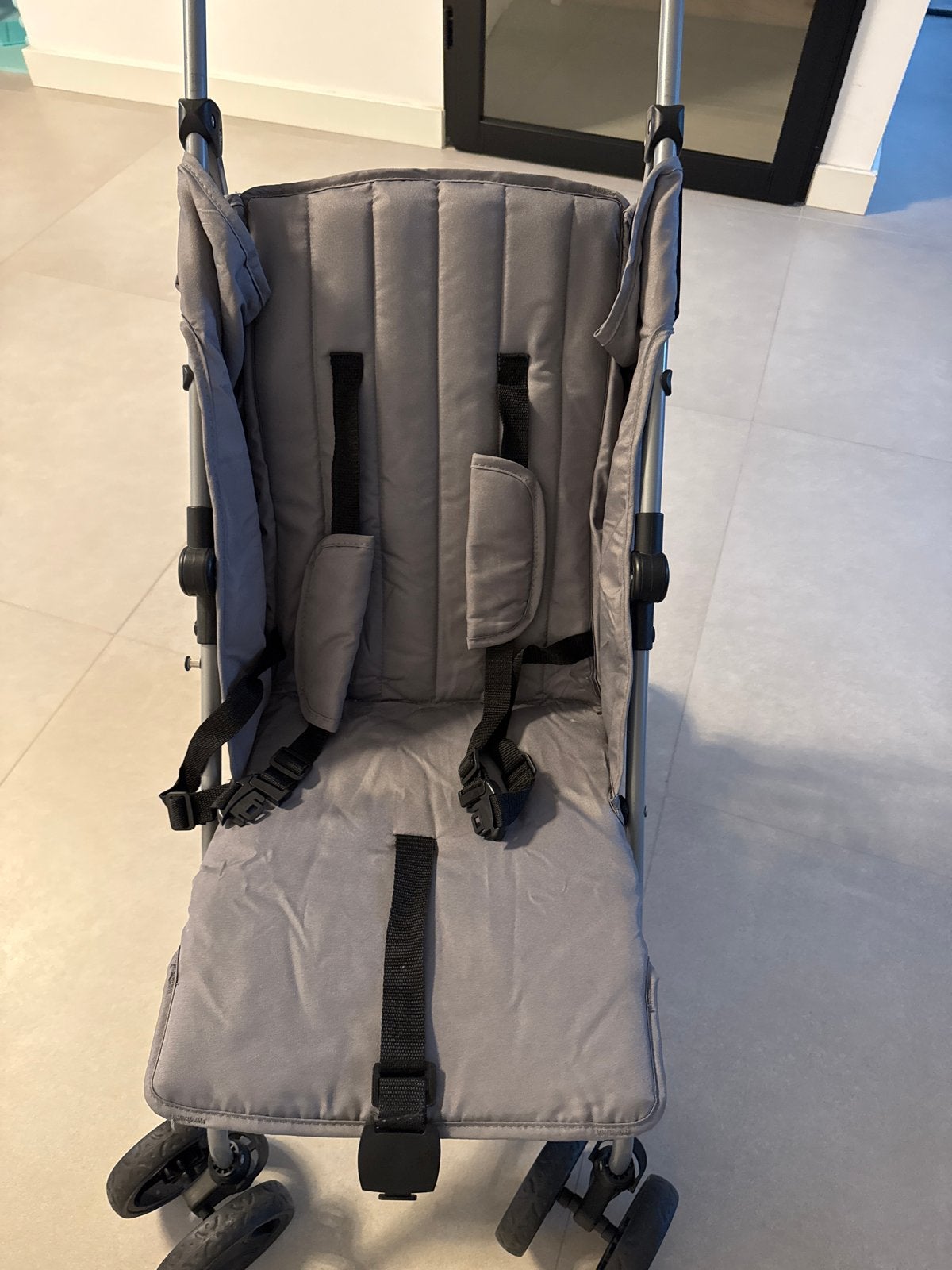 Compacte grijze buggy - Ideaal voor onderweg, Ophalen, Gebruikt, Overige merken, Verstelbare rugleuning