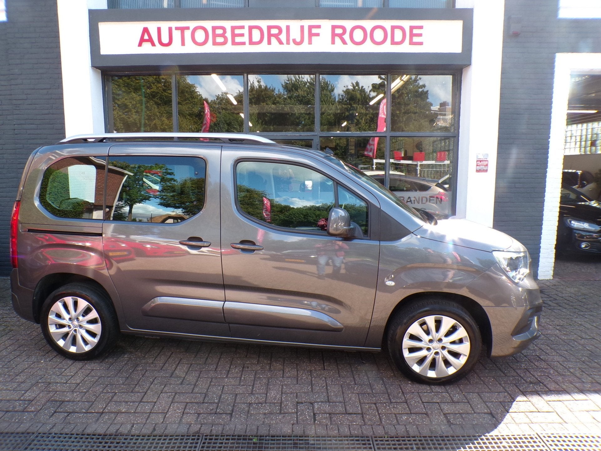 Opel Combo Tour 1.2 Turbo Automaat Edition TOP STAAT!, Gebruikt, Met garantie (alle), Bedrijf, 3 cilinders