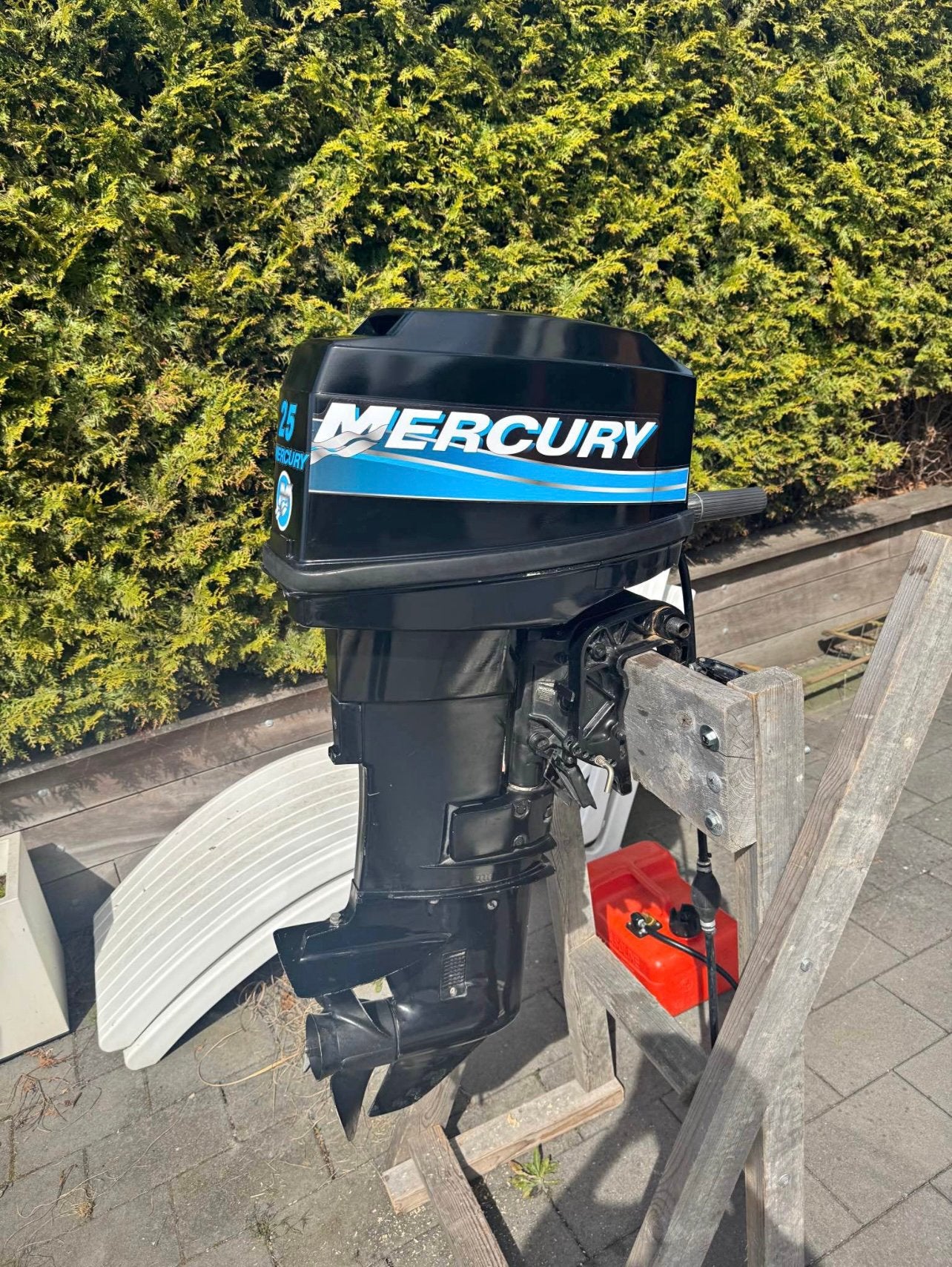 Mercury 25 pk 2 takt, Watersport en Boten, Ophalen, Zo goed als nieuw