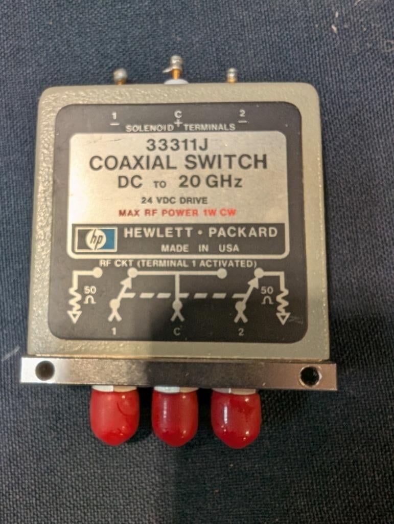 HP coaxial switch Model: 33311J.  DC - 20 GHz, 24 VDC., Telecommunicatie, Antennes en Masten, Ophalen of Verzenden, Zo goed als nieuw