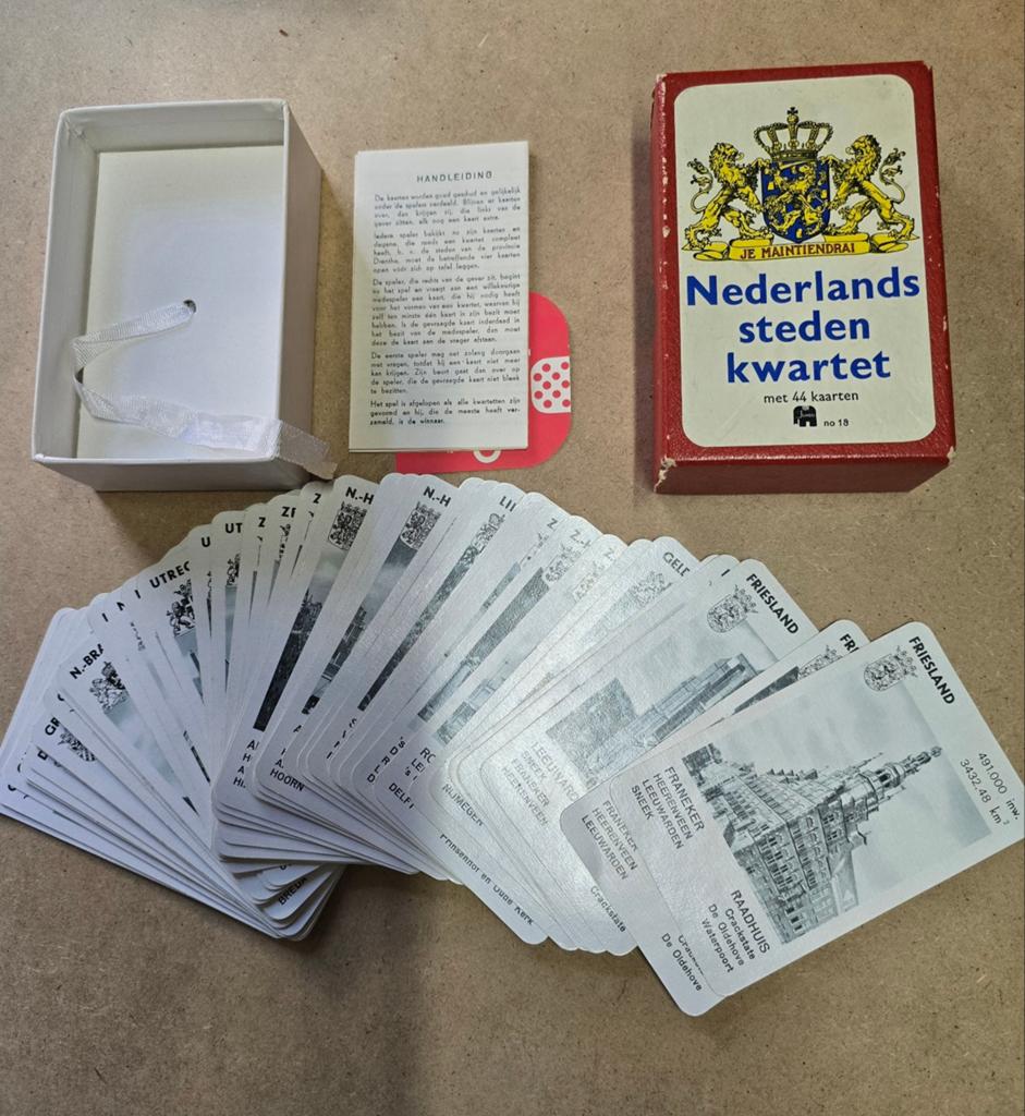 Steden kwartet, Ophalen of Verzenden, Zo goed als nieuw, Kwartet(ten)
