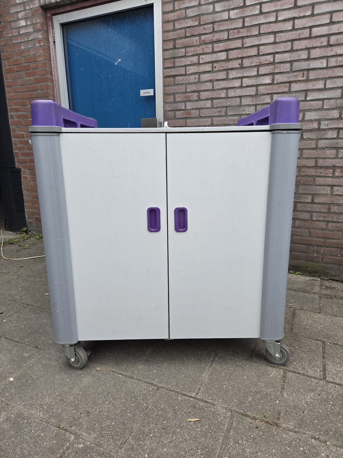 2x Lapcabby Mobiele Laptopkar Purple, Ophalen, Gebruikt, LapCabby, X