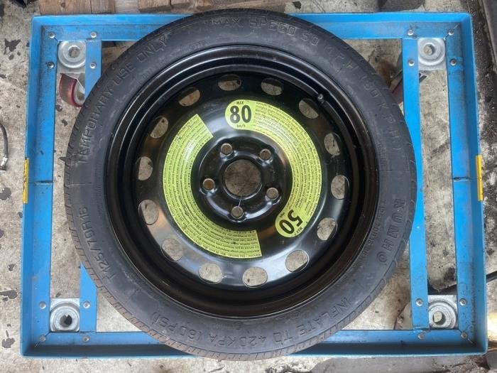 Reservewiel van een Volkswagen Golf, Gebruikt, Velg(en), -, Verzenden