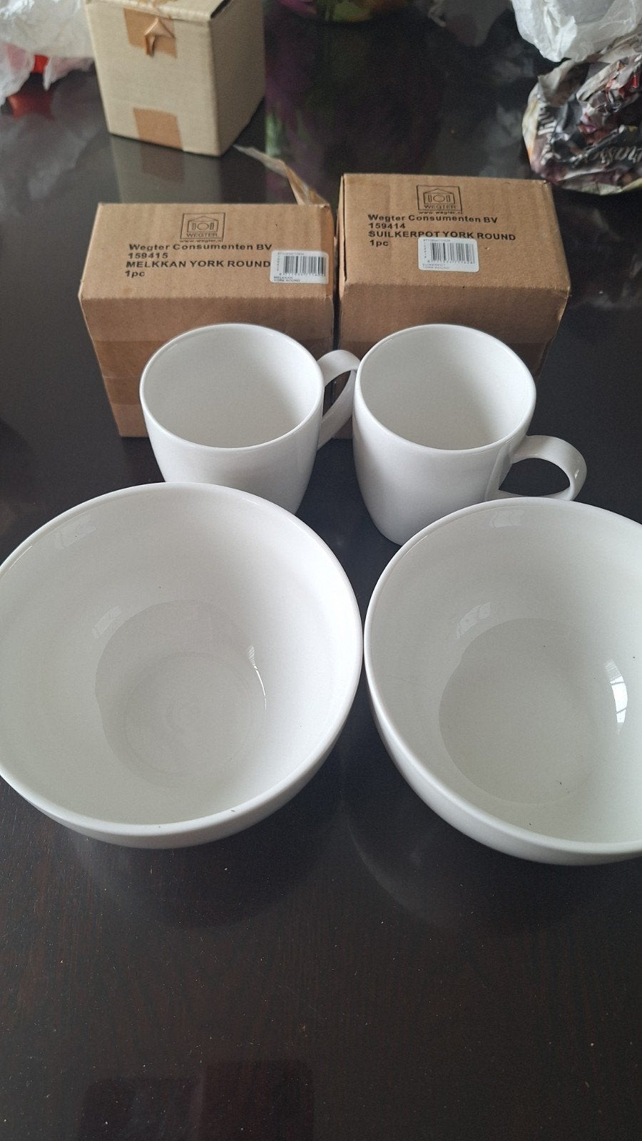York Round Servies: Suiker- en Melkkannetje,  Kopjes,, Ophalen, Nieuw