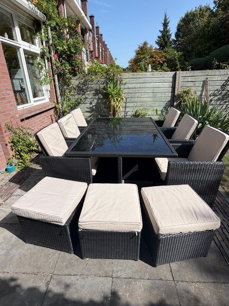 Rattan Cube Garden Table and Chairs