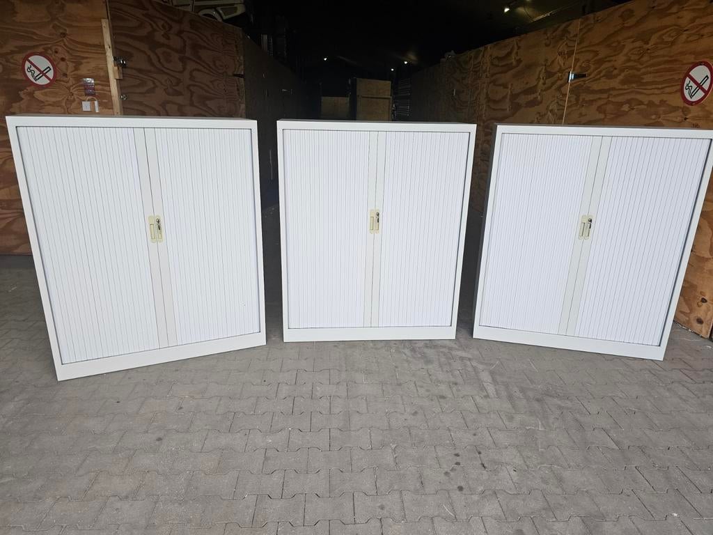 Mooie serie halfhoge roldeurkasten, Huis en Inrichting, Kasten | Roldeurkasten en Archiefkasten, Ophalen, Gebruikt, 25 tot 50 cm