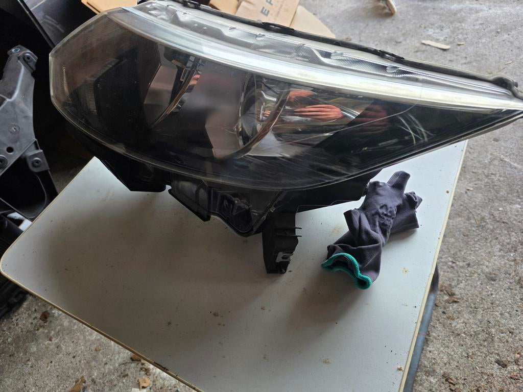 Nissan Qashqai II (J11) Koplamp Links, Ophalen of Verzenden, Gebruikt, Nissan