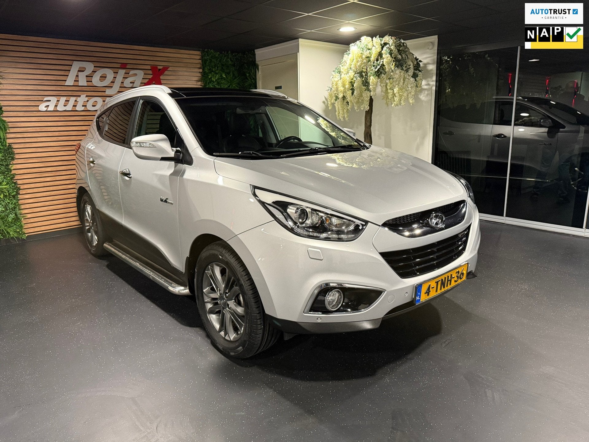 Hyundai Ix35 1.6i GDI i-Catcher PANO - LEDER - NAVI - TREKHA, Voorwielaandrijving, Euro 5, 135 pk, 4 cilinders