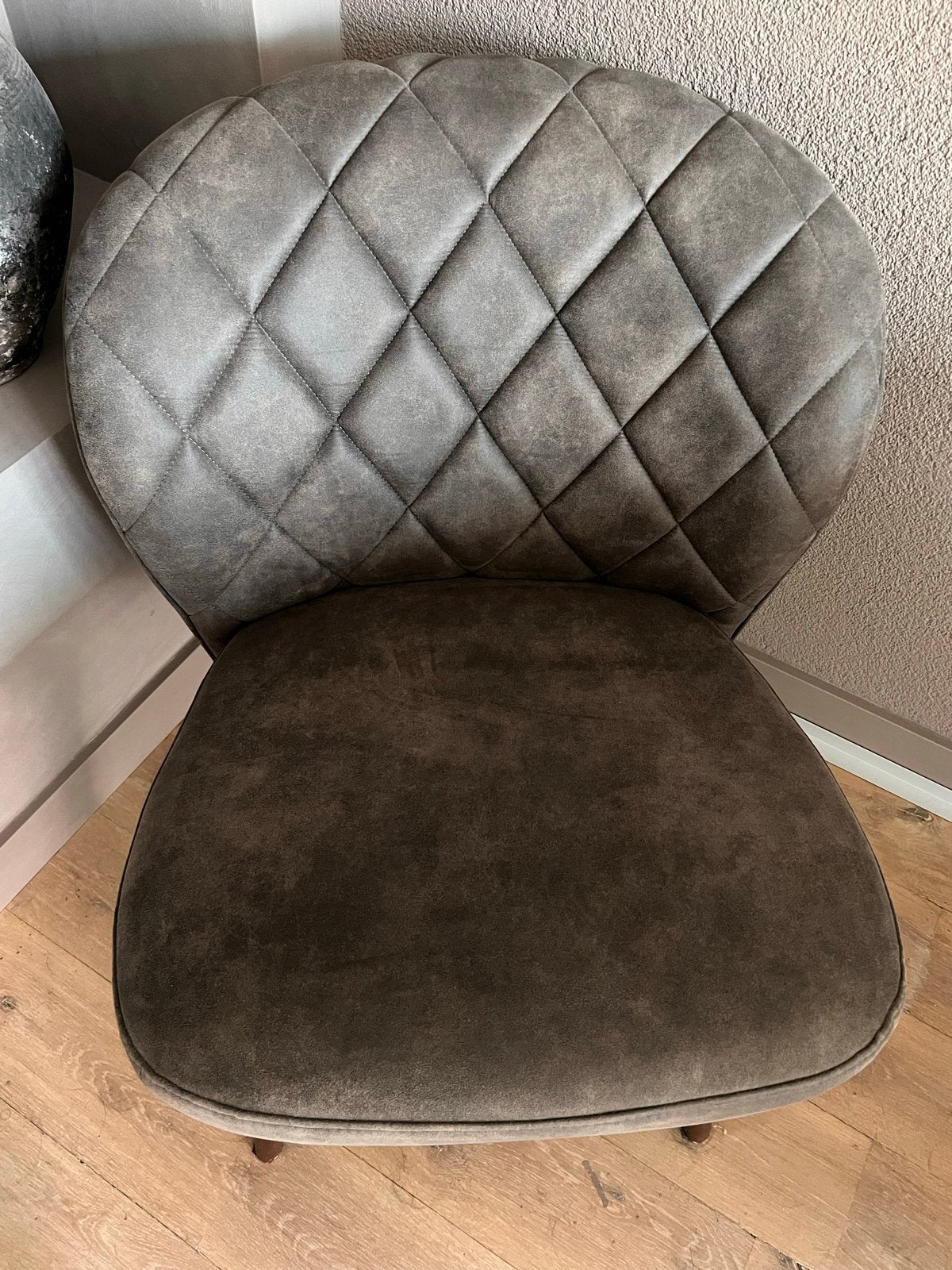 Stijlvolle grijze fauteuil met ruitpatroon, Huis en Inrichting, Stoelen, Ophalen, Zo goed als nieuw, Eén, Stof