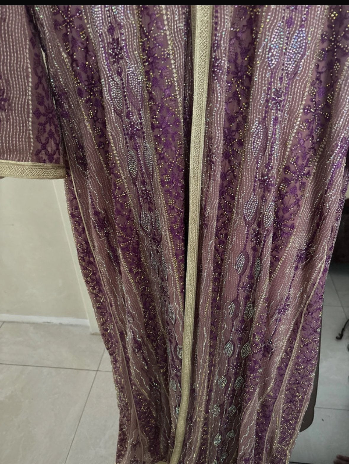 Prachtige Marokkaanse jurk - Paars met gouden details, Kleding | Dames, Jurken, Maat 38/40 (M), Paars, Ophalen of Verzenden, Gedragen