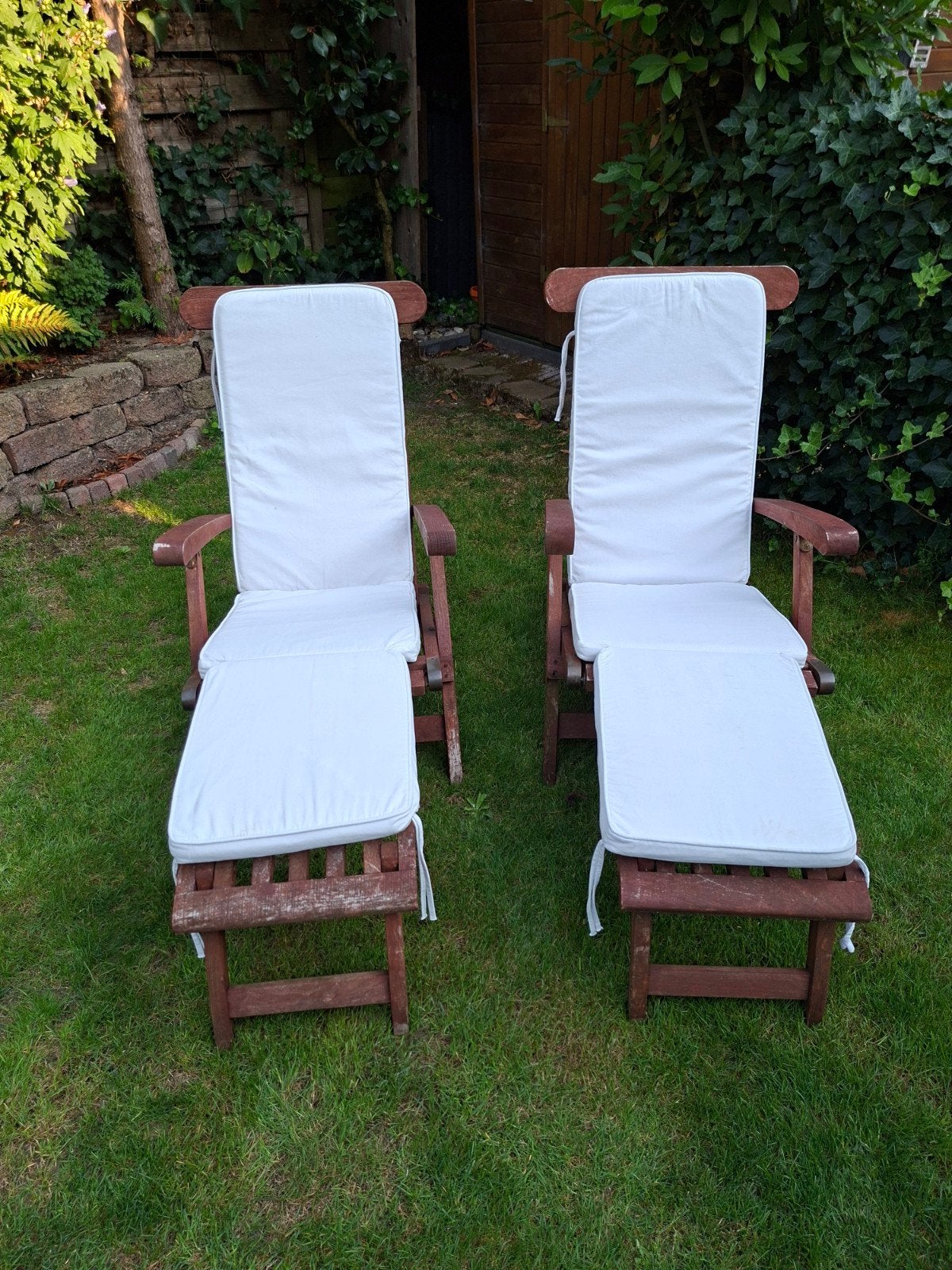 Twee ligstoelen voor de tuin, Tuin en Terras, Ligbedden, Ophalen, Gebruikt, Hout