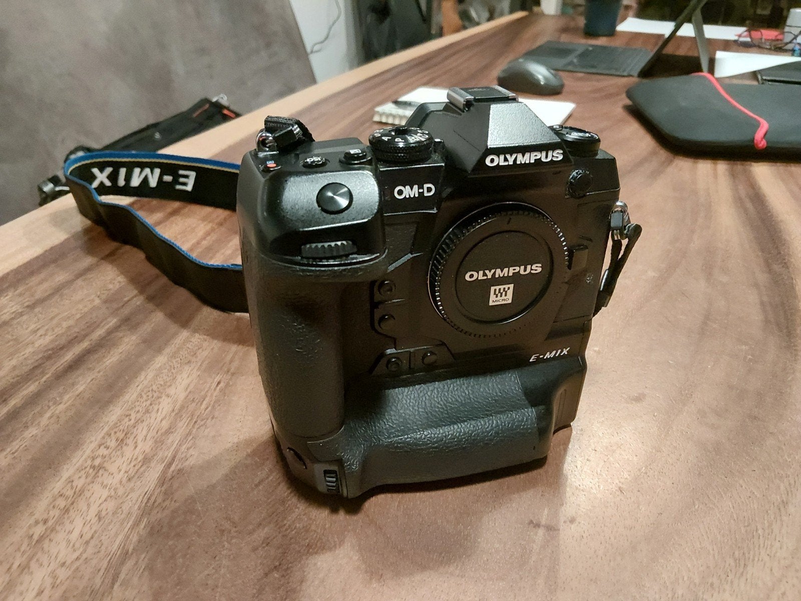 Olympus OM-D-M1X, Ophalen, Zo goed als nieuw, Olympus, Geen optische zoom