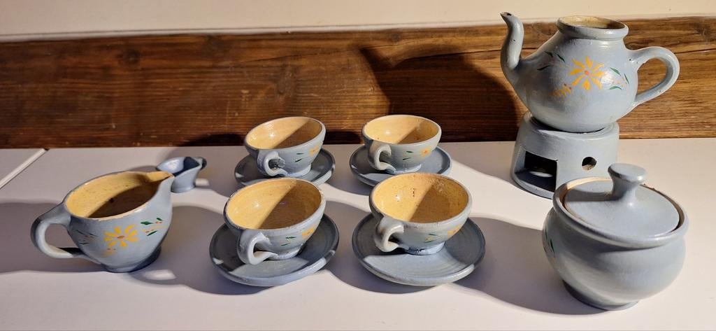 Mini aardewerken servies - decoratie of speelgoed, Ophalen