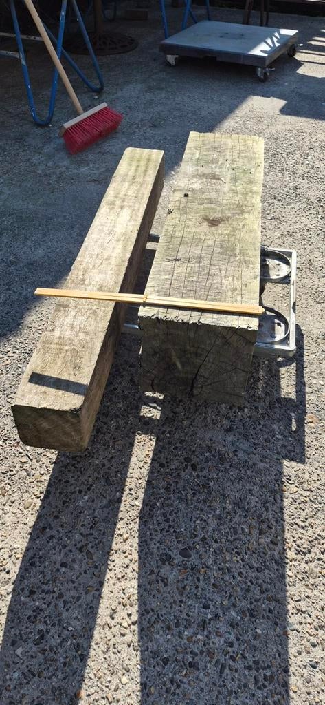 Robuuste houten balken - Ideaal voor tuin of constructie, Doe-het-zelf en Verbouw, Gebruikt, Ophalen of Verzenden, 200 tot 250 cm