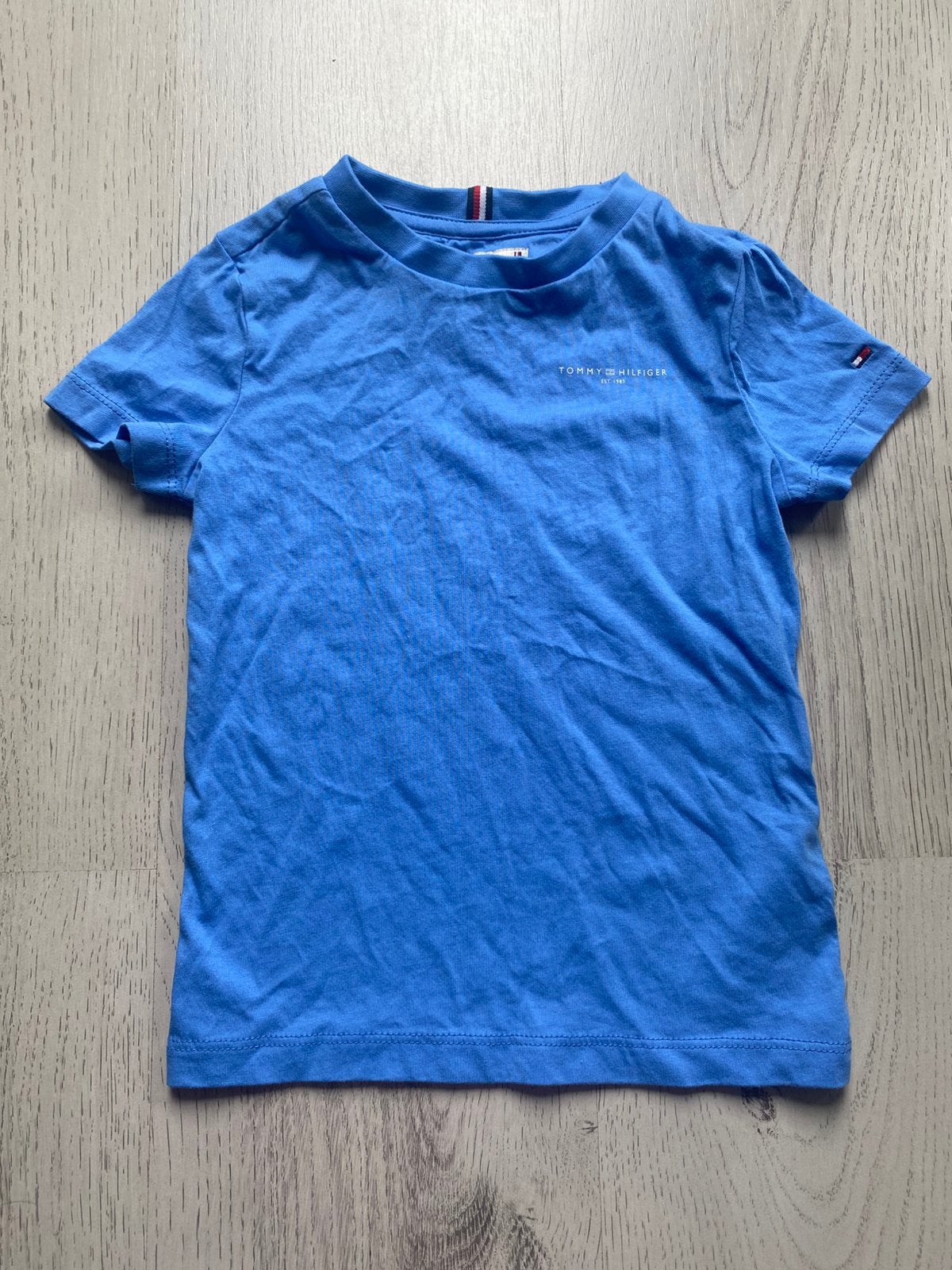 Tommy hilfiger t-shirt maat 104 (nieuw), Kinderen en Baby's, Kinderkleding | Maat 104, Ophalen of Verzenden, Nieuw, Jongen, Shirt of Longsleeve