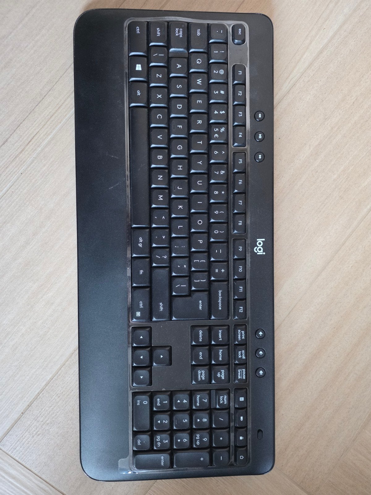 Logitech K540e Draadloos Toetsenbord - QWERTY, Ophalen, Gebruikt, Logitech, Draadloos