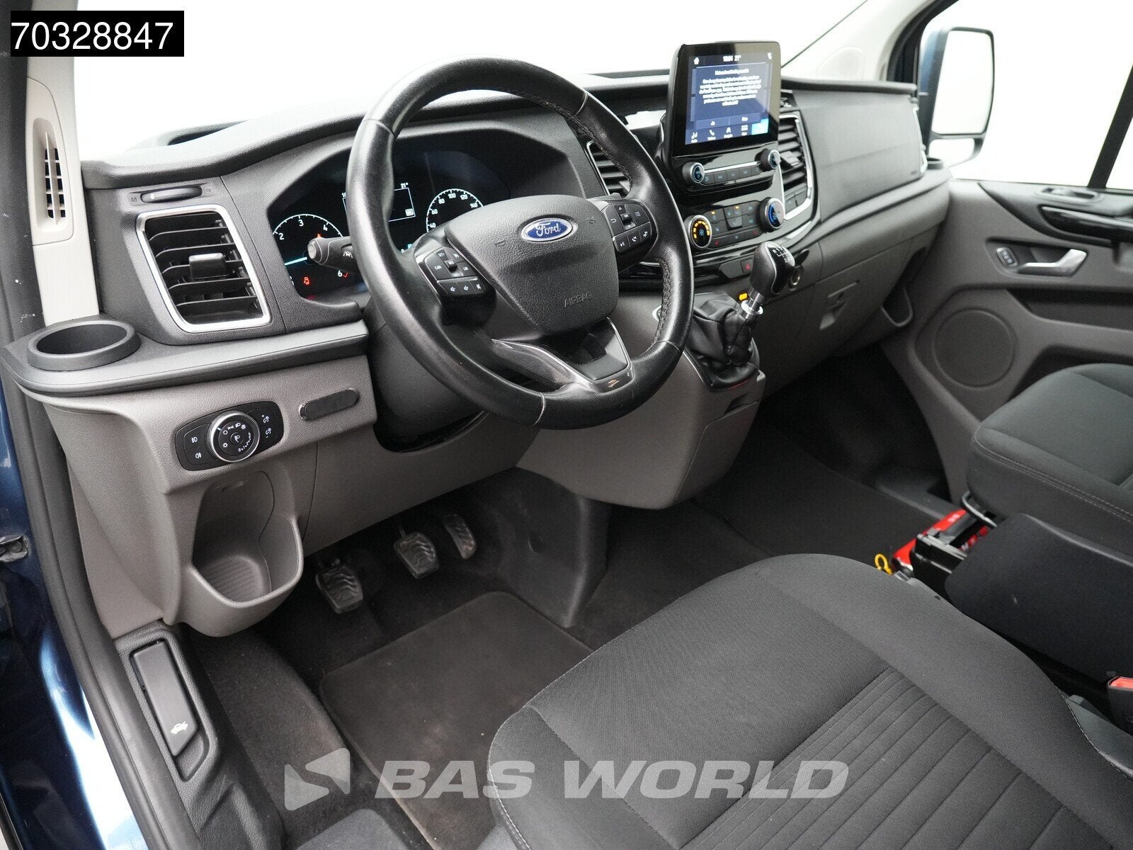 Ford Transit Custom 130PK Dubbel Cabine Limited 2x Schuifdeu, Stof, Euro 6, 4 cilinders, Bedrijf