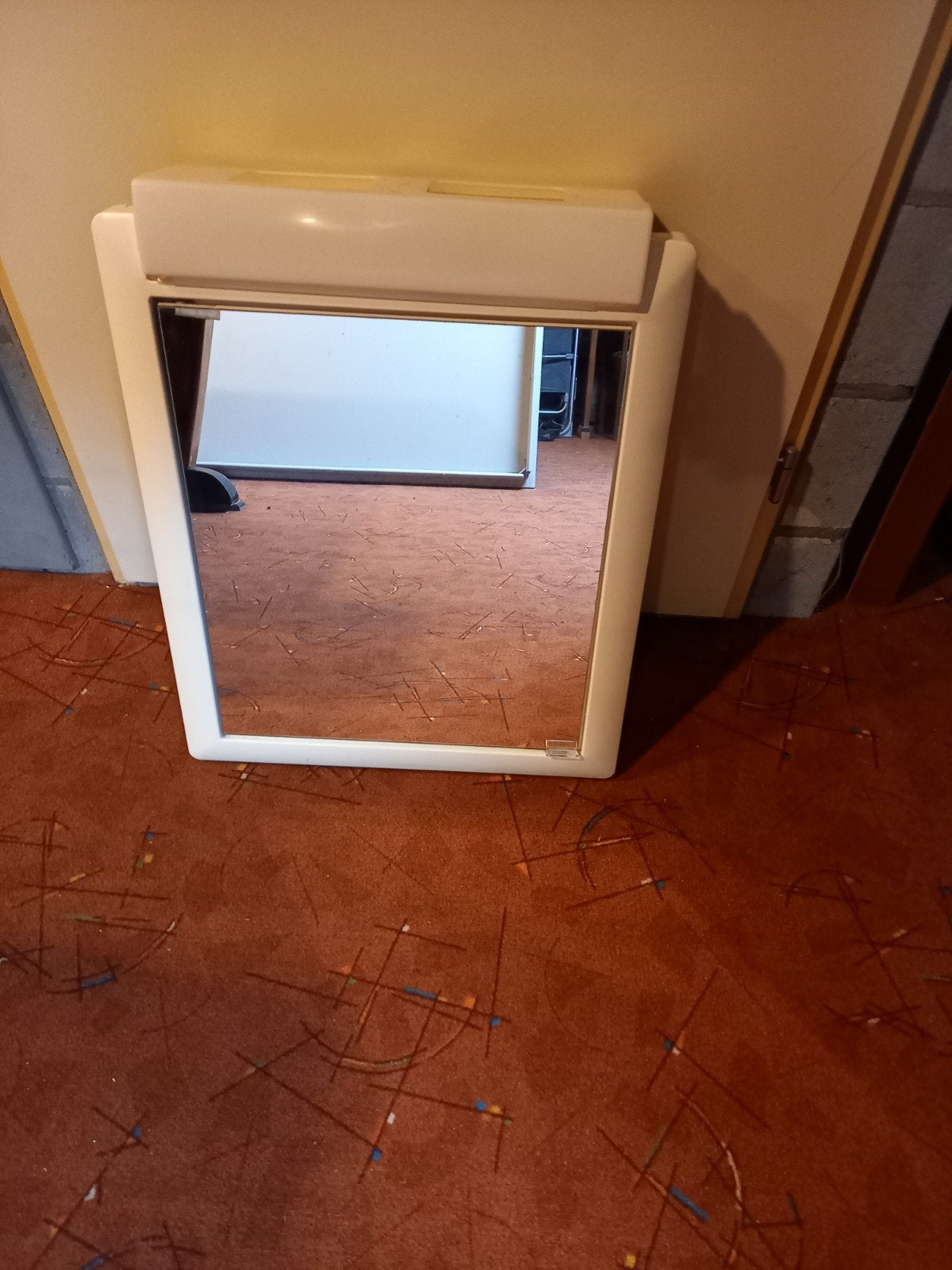 Spiegelkast voor badkamer of toilet, Ophalen, Minder dan 50 cm, Minder dan 25 cm, Minder dan 100 cm