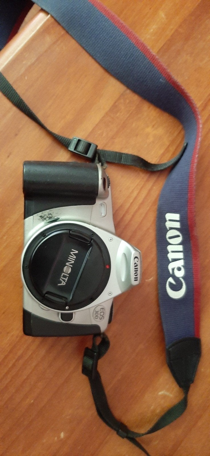 Canon EOS 300 spiegelreflexcamera met Minolta lensdop, Ophalen of Verzenden, Gebruikt, Spiegelreflex, Canon