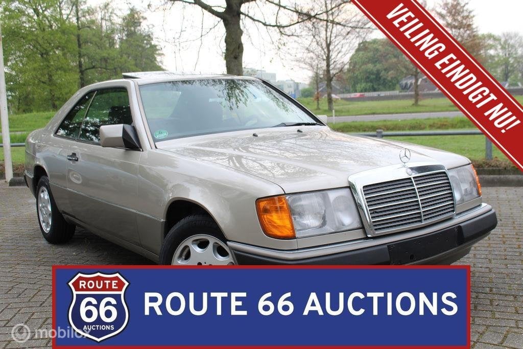 Mercedes-Benz 230 CE | 1991 | Route 66 Auctions, Auto's, Overige carrosserieën, Zwart, Mercedes-Benz, Bedrijf