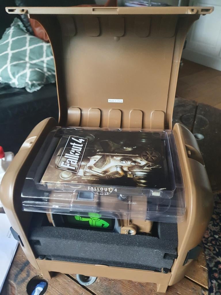 Fallout 4 Pip-Boy Edition (PS4) - Collectors Item, Ophalen of Verzenden