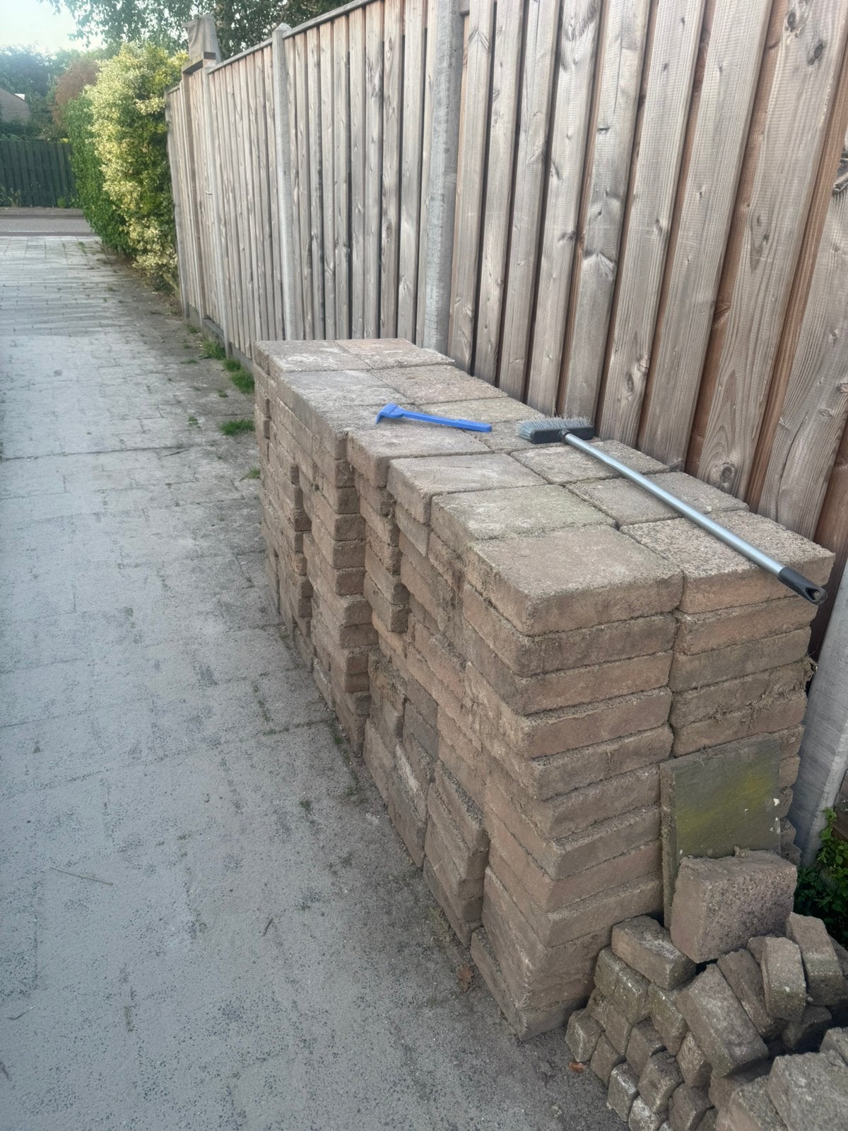 Gratis klinkers 20x30, Ophalen, Gebruikt, Klinkers, 10 m² of meer